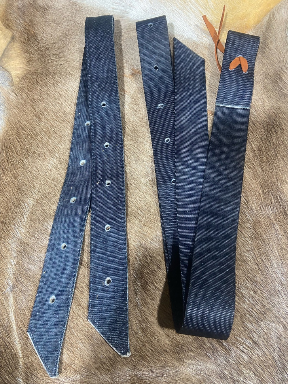 Horse latigo/billet cinch straps